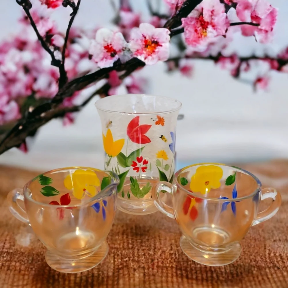 Vtg Hand Painted Spring Flowers Glass Creamer Pitcher Sugar Bowl (Vase Plastic)